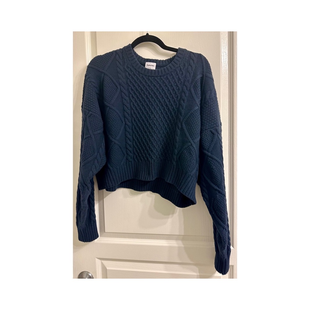 Aritzia Sunday Best Peggy cropped sweater